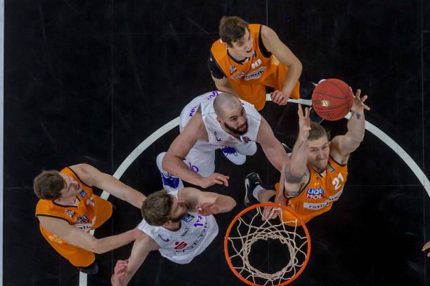 制了科隆的 制了科隆的