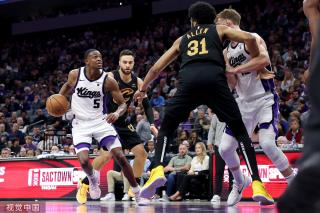 注目的是 注目的是